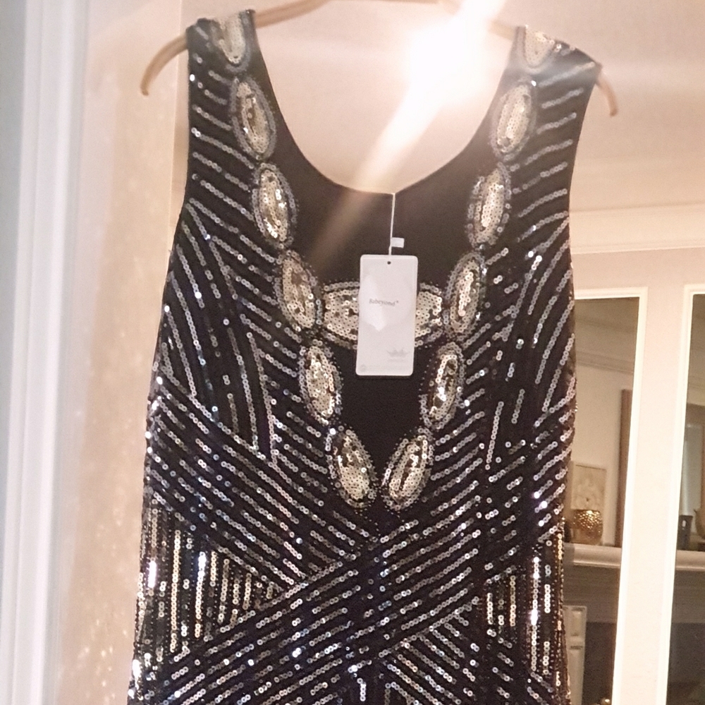 Formal dress or Halloween Flapper costume